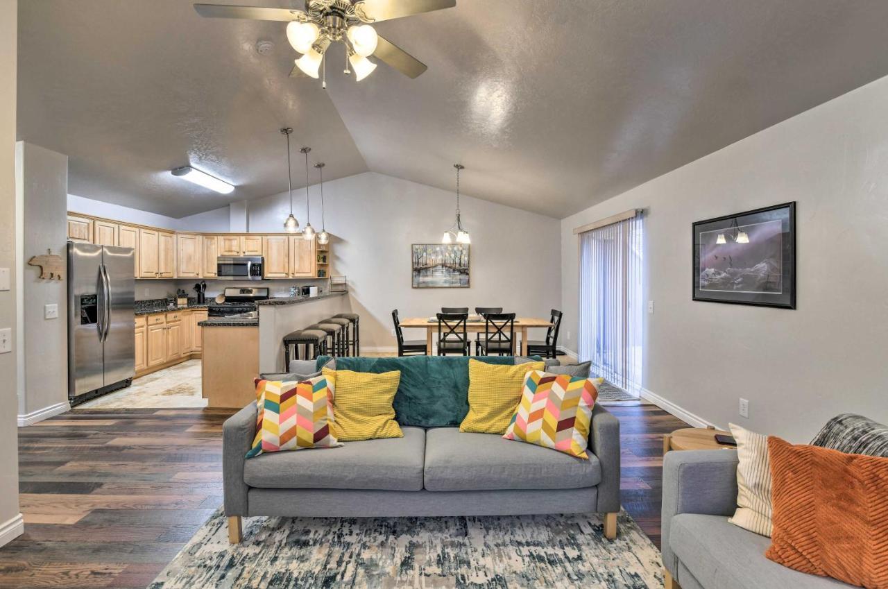 Cozy Anchorage Townhome Less Than Half Mile To Jewel Lake! Esterno foto