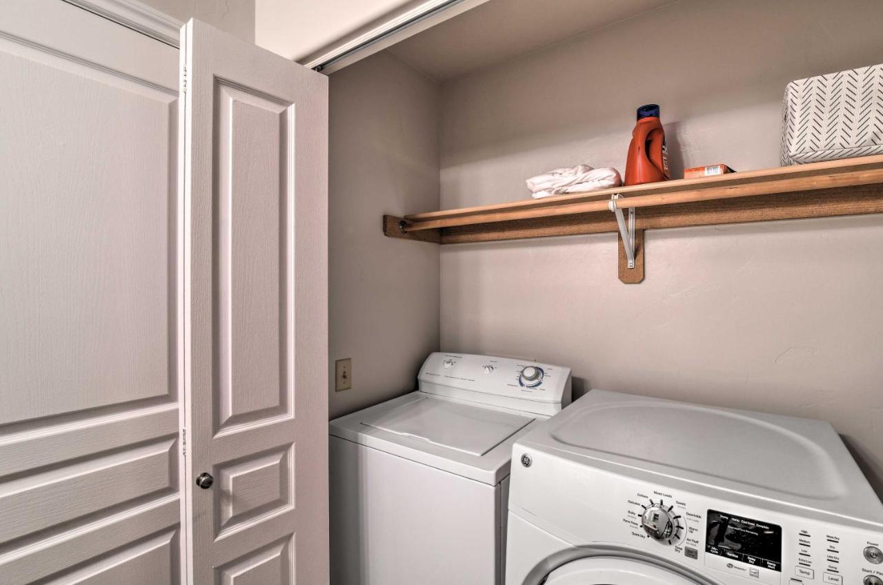 Cozy Anchorage Townhome Less Than Half Mile To Jewel Lake! Esterno foto