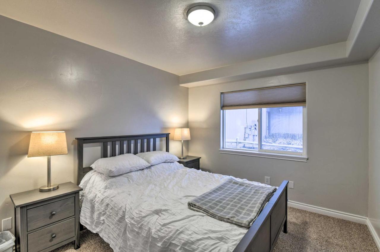 Cozy Anchorage Townhome Less Than Half Mile To Jewel Lake! Esterno foto