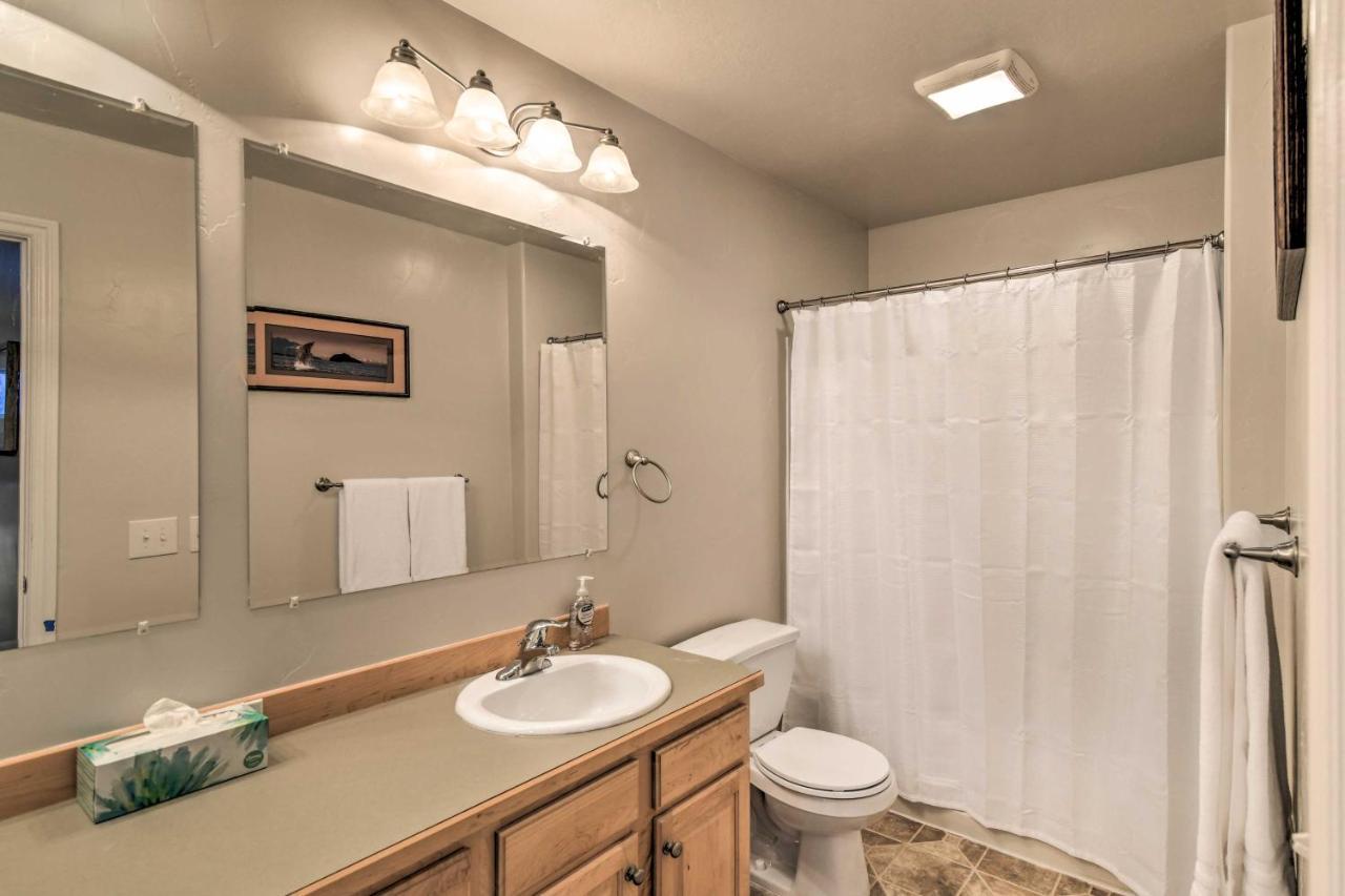 Cozy Anchorage Townhome Less Than Half Mile To Jewel Lake! Esterno foto